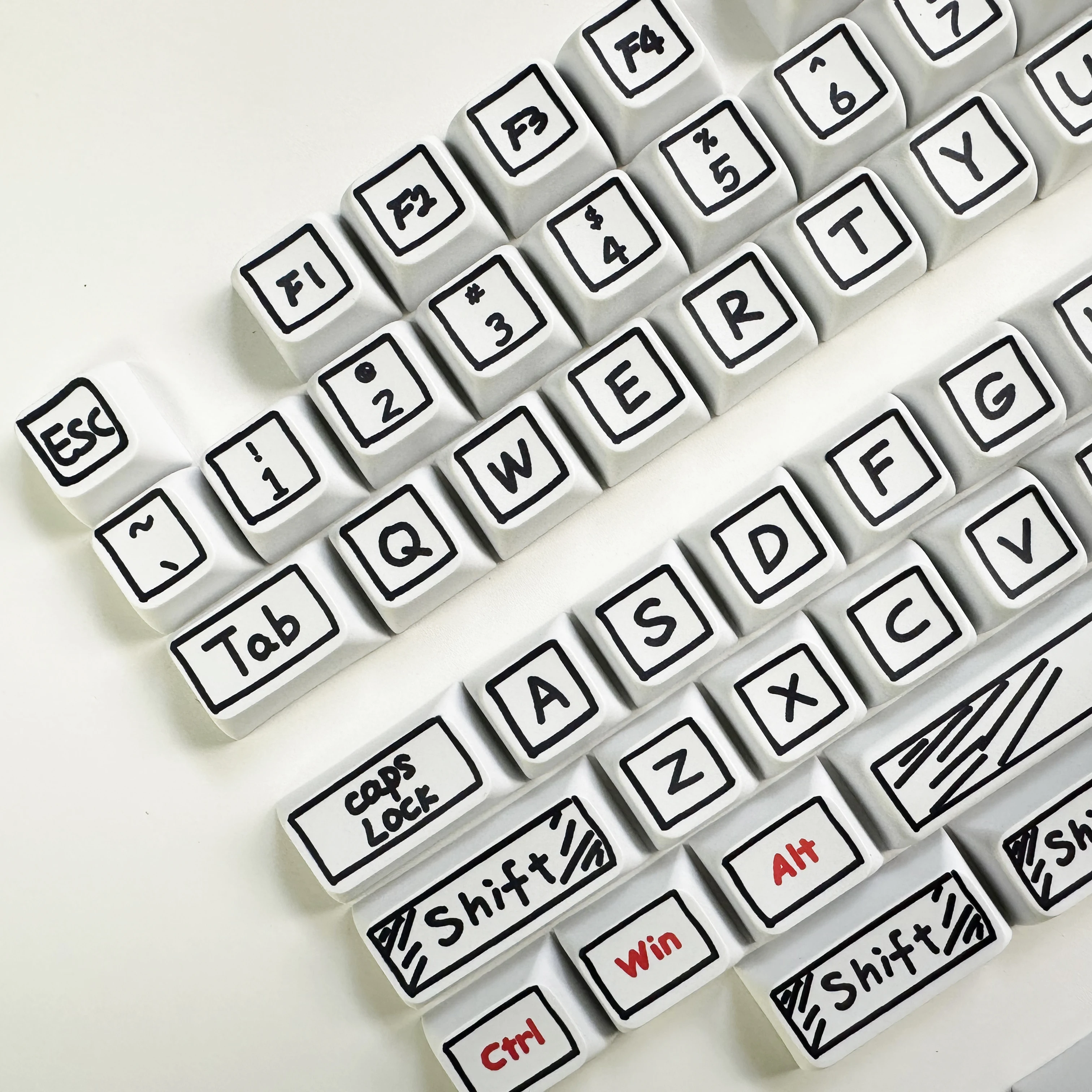 125 Keys XDA Profile Graffiti  - Retro Gaming Keycaps 评论和价格