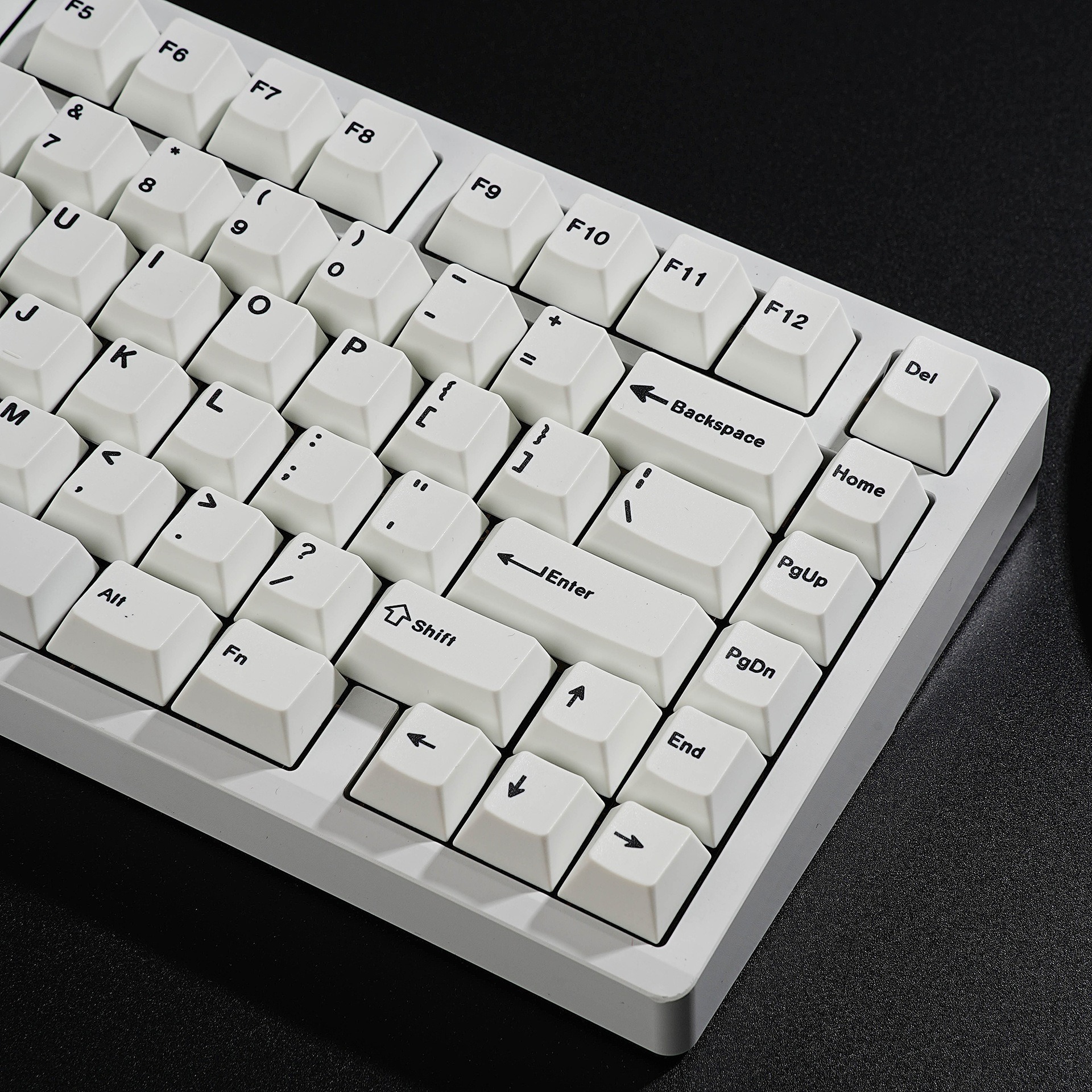 Mechanical Keyboard GMK BOW ke - Retro Gaming Keycaps 评论和价格
